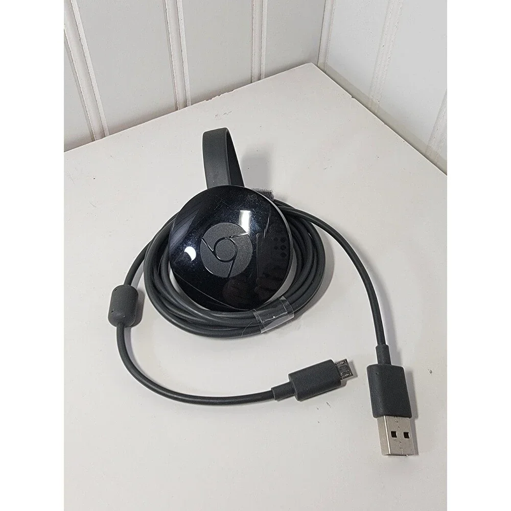 Google Chromecast 2nd Generation 1080p Media Streamer NC2-6A5 With Power Cord